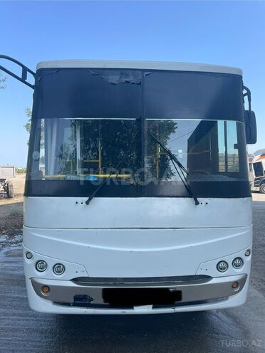 Isuzu Ecobus 2012, 275,000 km - 4.6 l - Qusar