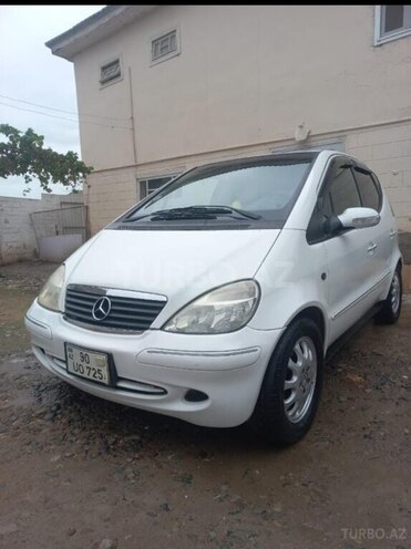 Mercedes A 160 2005, 18,000 km - 1.6 l - Salyan
