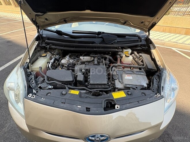 Toyota Prius 2010, 330,000 km - 1.8 l - Sumqayıt