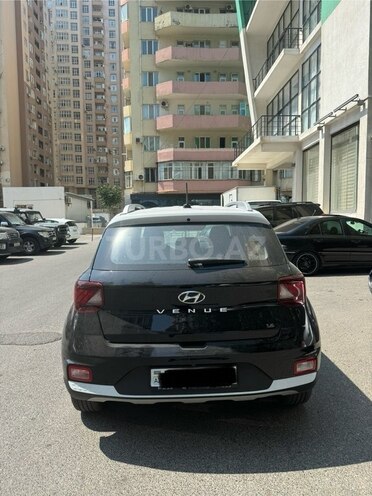 Hyundai Venue 2024, 24,000 km - 1.6 l - Bakı