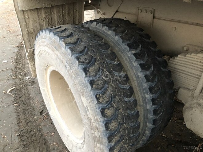 KamAz 55111 1988, 960,684 km - 11.0 l - Siyəzən