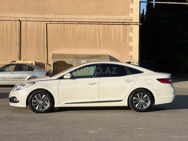 Hyundai Grandeur 2015, 235,000 km - 2.2 l - Bakı