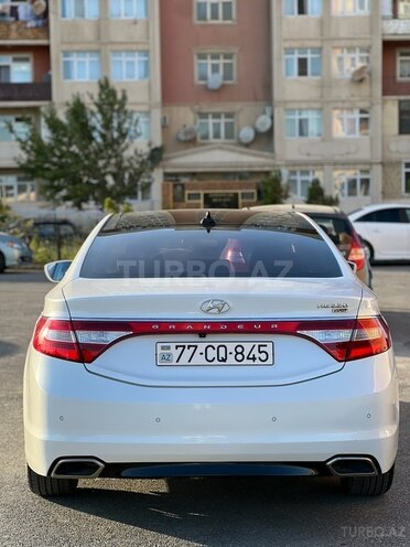 Hyundai Grandeur 2015, 235,000 km - 2.2 l - Bakı