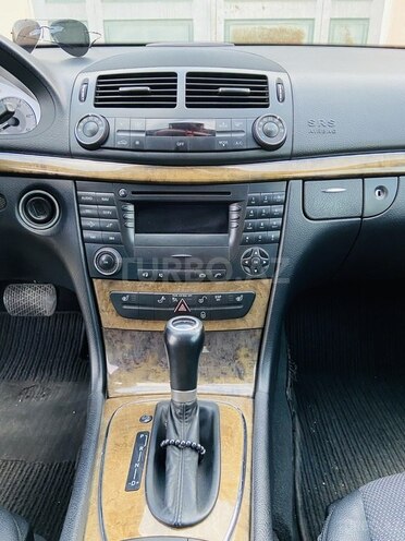 Mercedes E 220 d 2008, 306,000 km - 2.2 l - Bakı