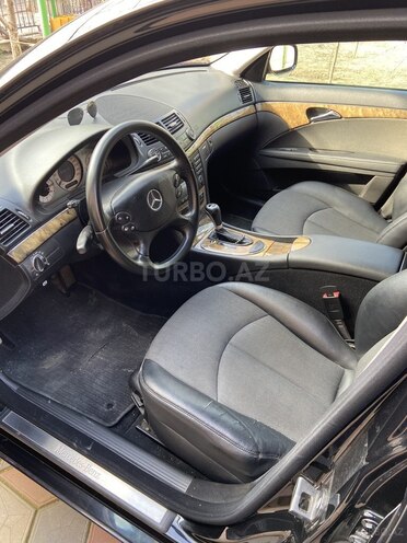 Mercedes E 220 d 2008, 306,000 km - 2.2 l - Bakı