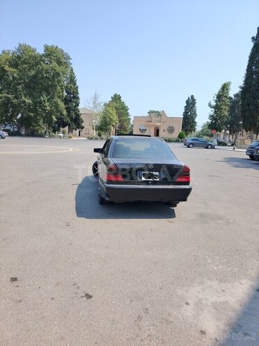 Mercedes C 280 1997, 250,000 km - 2.8 l - Gəncə