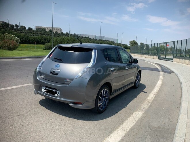 Nissan Leaf 2015, 230,000 km - 0.0 l - Bakı