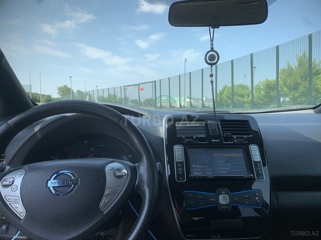 Nissan Leaf 2015, 230,000 km - 0.0 l - Bakı