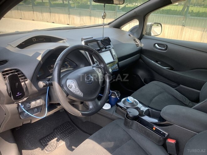 Nissan Leaf 2015, 230,000 km - 0.0 l - Bakı