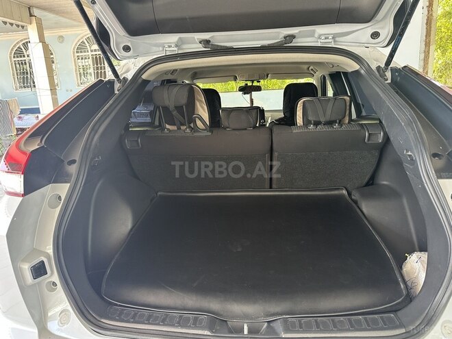 Mitsubishi Eclipse Cross 2022, 58,000 km - 2.0 л - Bərdə