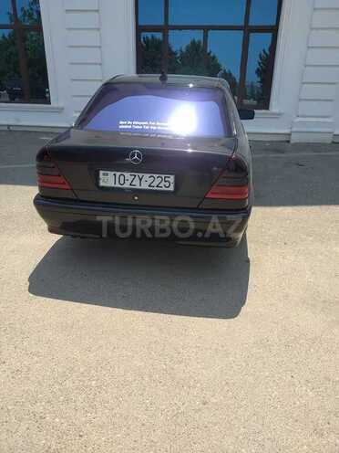 Mercedes C 240 2000, 274,000 km - 2.4 l - Bakı
