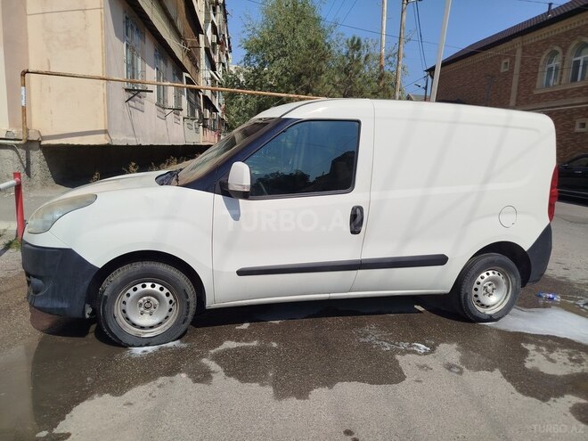 Fiat Doblo 2015, 153,412 km - 1.3 л - Bakı