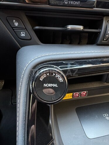 Lexus NX 350h 2023, 11,000 km - 2.5 л - Bakı