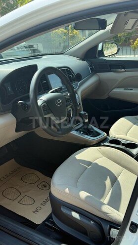 Hyundai Elantra 2018, 223,699 km - 2.0 l - Bakı