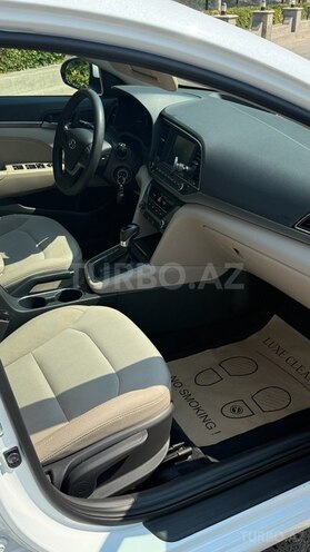 Hyundai Elantra 2018, 223,699 km - 2.0 l - Bakı