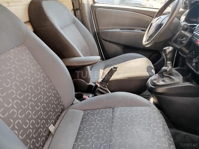 Fiat Doblo 2015, 153,412 km - 1.3 л - Bakı