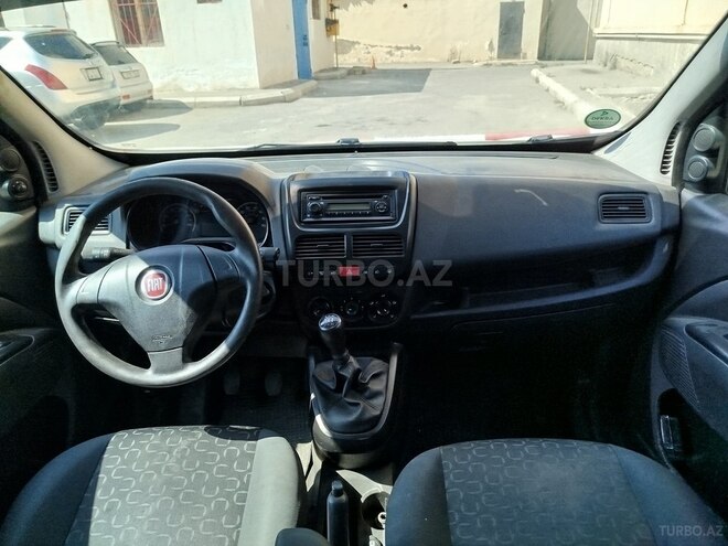 Fiat Doblo 2015, 153,412 km - 1.3 л - Bakı
