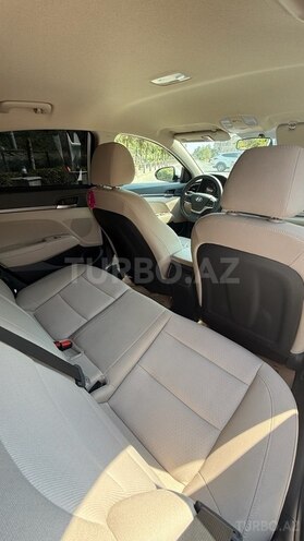 Hyundai Elantra 2018, 223,699 km - 2.0 l - Bakı