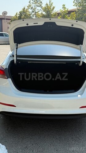 Hyundai Elantra 2018, 223,699 km - 2.0 l - Bakı