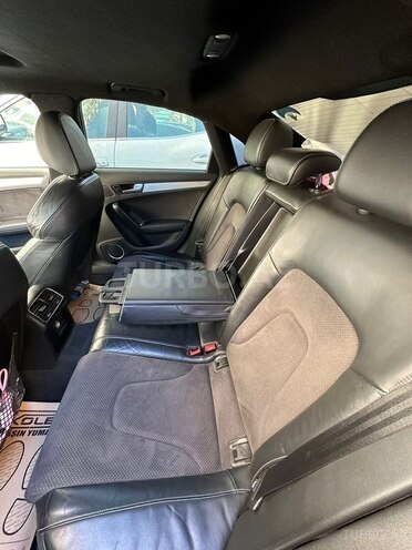Audi A4 2011, 230,000 km - 2.0 l - Bakı