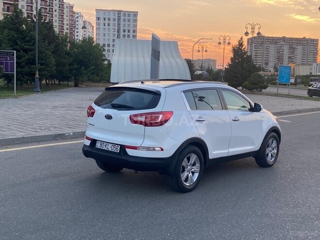 Kia Sportage 2010, 240,000 km - 2.0 l - Bakı