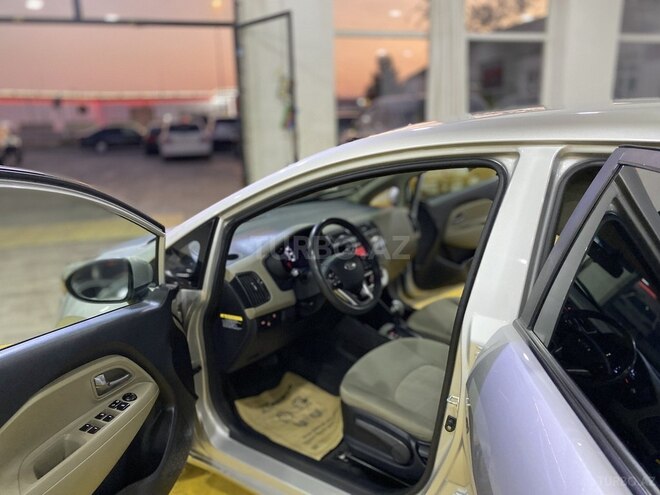 Kia Rio 2016, 112,325 km - 1.6 l - Sumqayıt