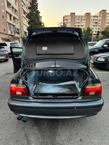 BMW 528 2000, 208,000 km - 2.8 л - Bakı