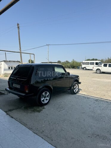 LADA (VAZ) Niva 2024, 38,000 km - 1.7 l - Salyan