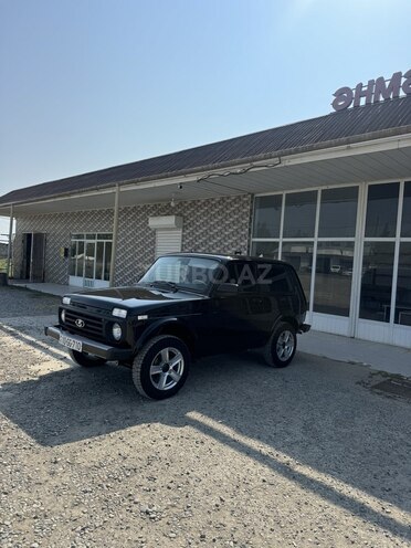 LADA (VAZ) Niva 2024, 38,000 km - 1.7 l - Salyan
