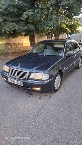 Mercedes C 240 1998, 458,000 km - 2.4 л - Quba