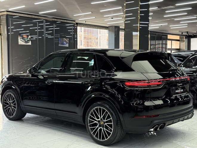 Porsche Cayenne 2019, 40,000 km - 3.0 l - Bakı