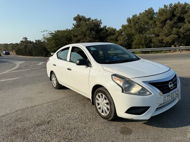 Nissan Versa 2015, 250,000 km - 1.6 l - Bakı