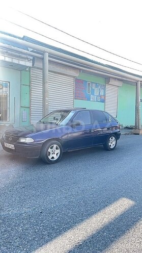 Opel Astra 1993, 540,000 km - 1.4 l - Bakı