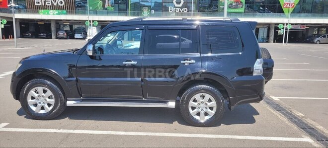 Mitsubishi Pajero 2013, 201,373 km - 3.5 l - Bakı