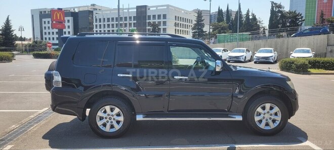 Mitsubishi Pajero 2013, 201,373 km - 3.5 l - Bakı