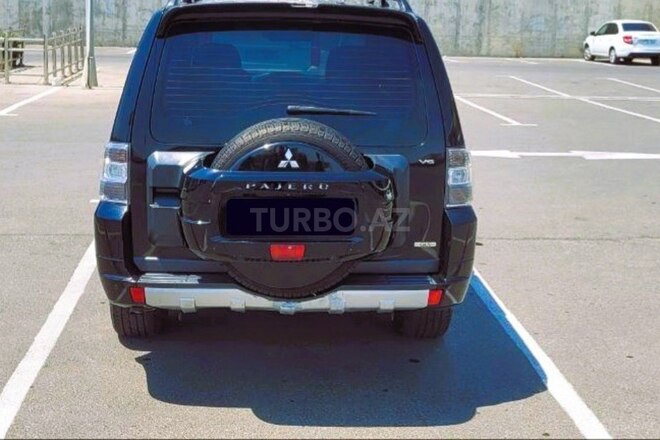 Mitsubishi Pajero 2013, 201,373 km - 3.5 l - Bakı