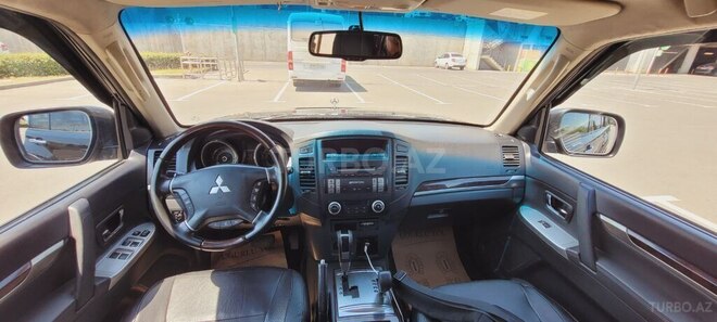 Mitsubishi Pajero 2013, 201,373 km - 3.5 l - Bakı