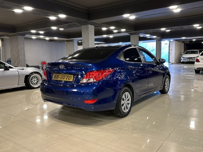 Hyundai Accent 2015, 25,000 km - 1.6 l - Bakı