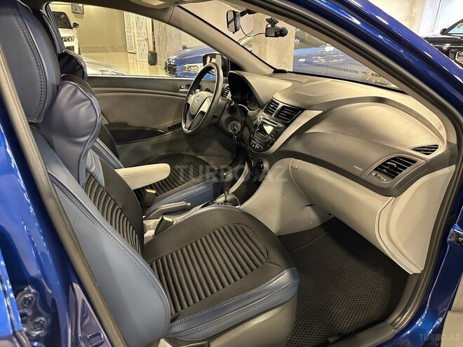 Hyundai Accent 2015, 25,000 km - 1.6 l - Bakı