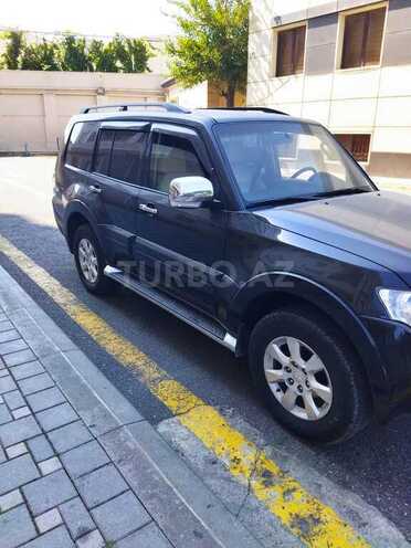 Mitsubishi Pajero 2011, 193,000 km - 3.5 l - Bakı
