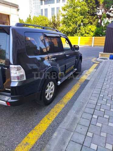 Mitsubishi Pajero 2011, 193,000 km - 3.5 l - Bakı