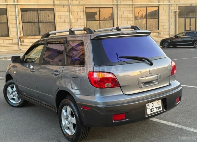 Mitsubishi Outlander 2006, 300,000 km - 2.4 l - Bakı