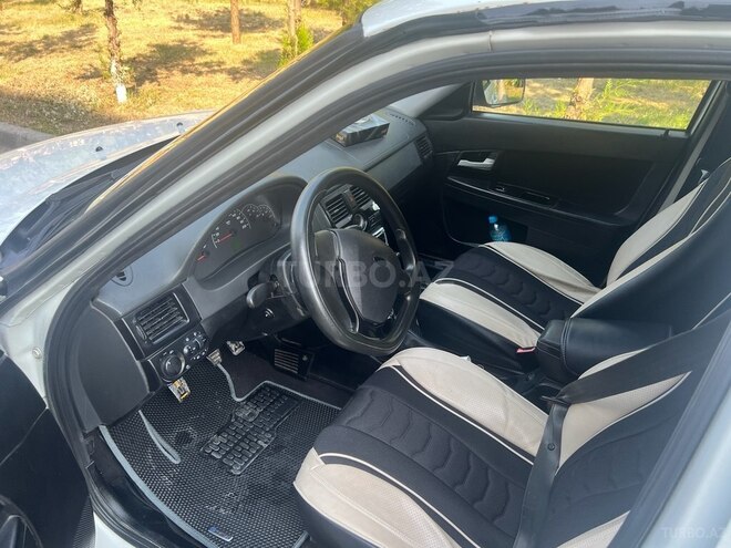 LADA (VAZ) Priora 2013, 238,000 km - 1.6 l - Qusar
