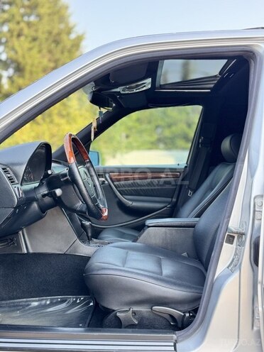 Mercedes C 240 1999, 290,000 km - 2.4 l - Sabirabad