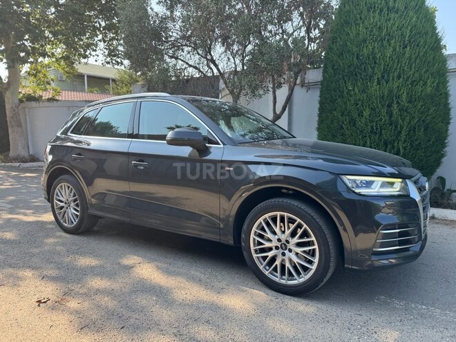 Audi Q5 2017, 68,000 km - 2.0 l - Bakı