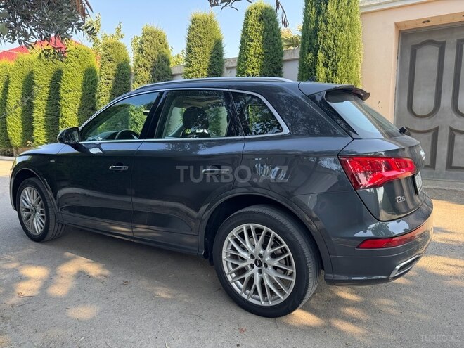 Audi Q5 2017, 68,000 km - 2.0 l - Bakı