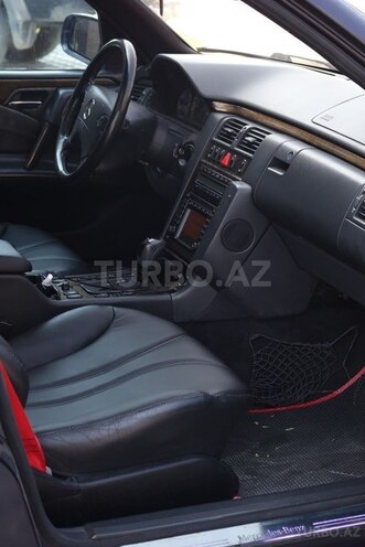Mercedes E 240 1998, 320,000 km - 2.4 l - Bakı