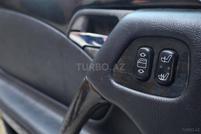 Mercedes E 240 1998, 320,000 km - 2.4 l - Bakı