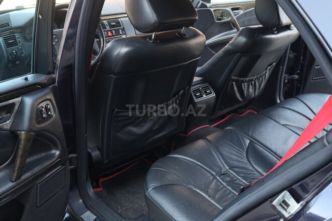 Mercedes E 240 1998, 320,000 km - 2.4 l - Bakı
