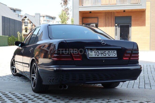 Mercedes E 240 1998, 320,000 km - 2.4 l - Bakı